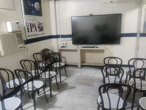 Classroom with a smart board at IPA, Laxmi Nagar